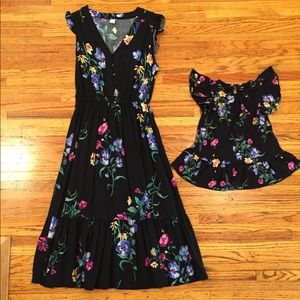 Mommy & me matching summer dresses (Old Navy)